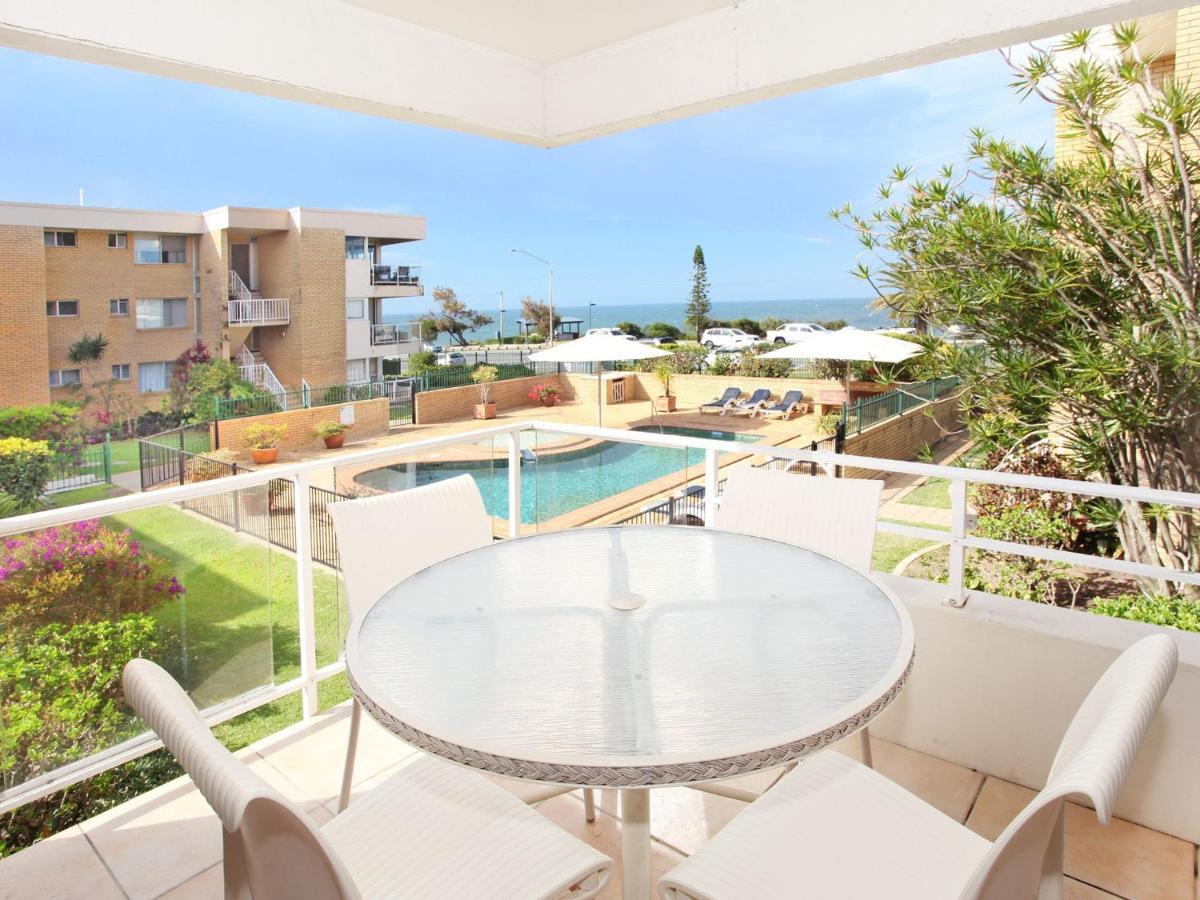 Headlands 10 Two Bedroom Beachside Apartment With Magical Ocean Views Great Value For Money Alexandra Headland Exteriör bild